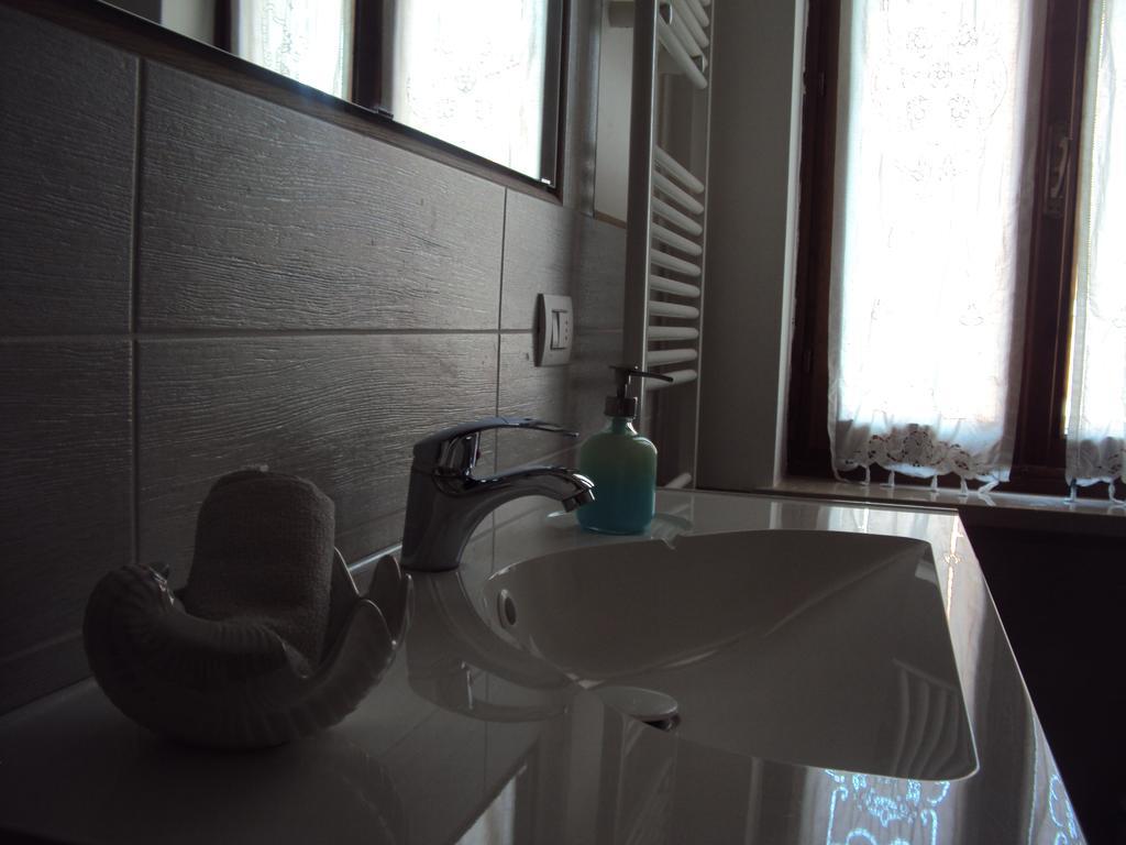 B&B Rosa Del Garda Lazise Exterior photo